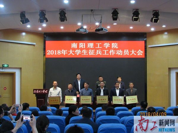 2018-04-10_210645_223720.jpg 图片1.jpg